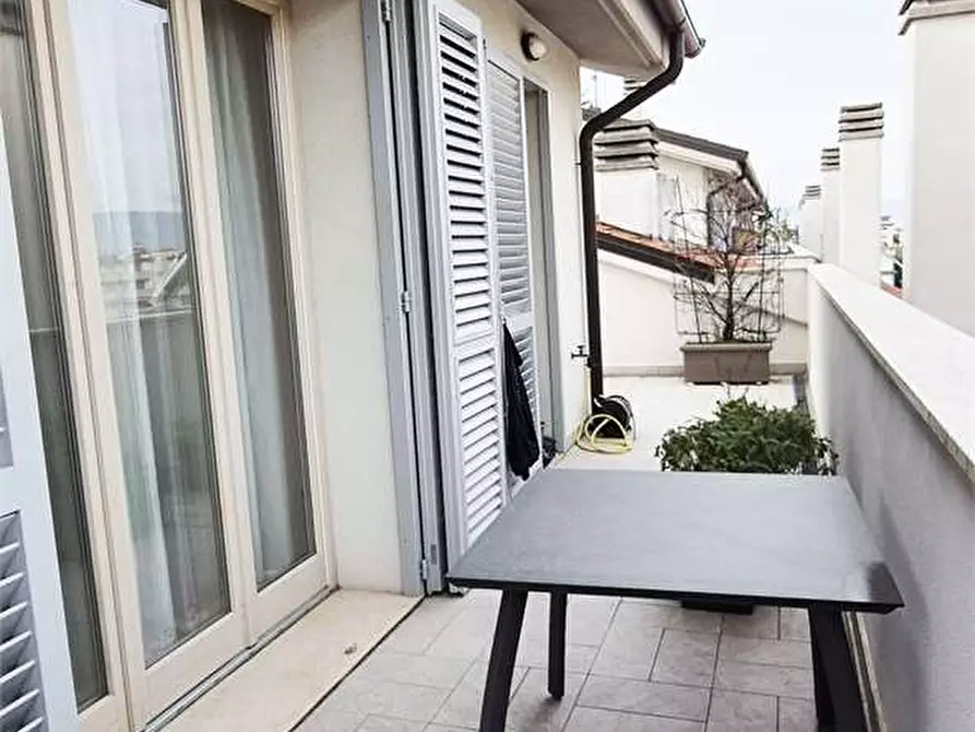 Immagine 48 di Attico in vendita  a Prato