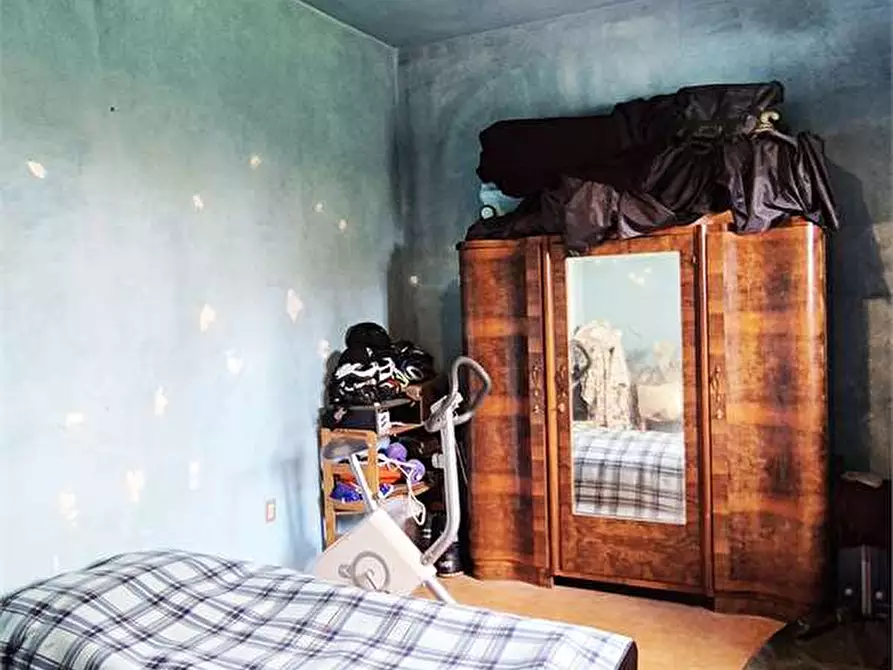 Immagine 27 di Villa in vendita  a Prato