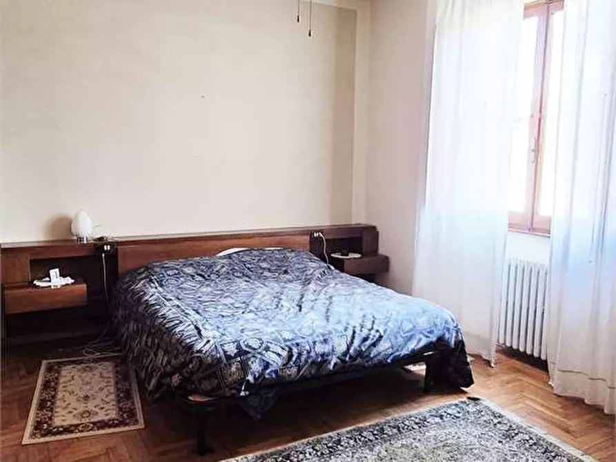 Immagine 12 di Villa in vendita  a Prato