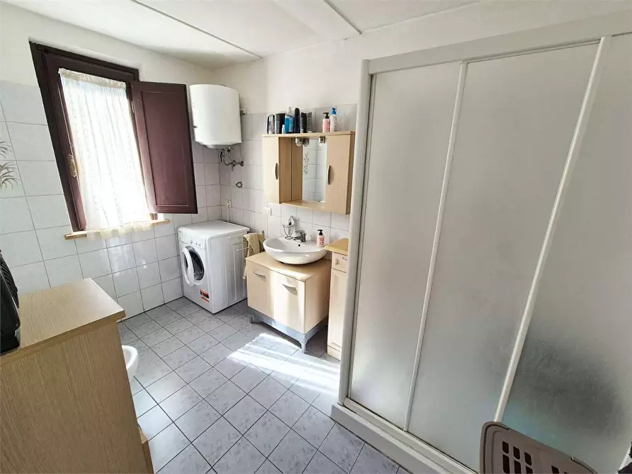 Immagine 23 di Casa indipendente in vendita  a Quarrata