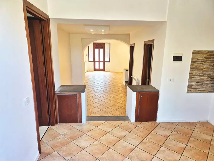 Immagine 16 di Rustico / casale in vendita  a Pistoia