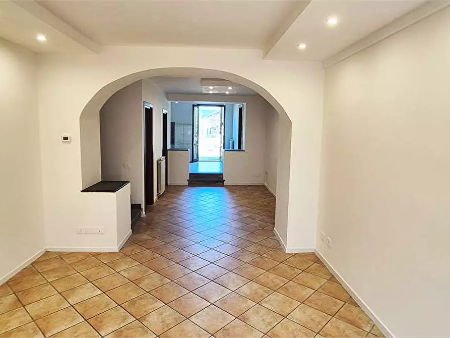 Immagine 6 di Rustico / casale in vendita  a Pistoia