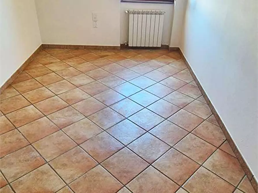 Immagine 18 di Rustico / casale in vendita  a Pistoia