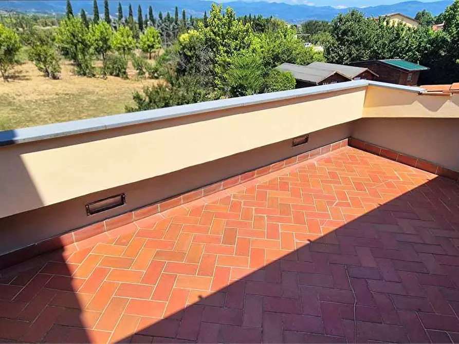 Immagine 3 di Rustico / casale in vendita  a Pistoia