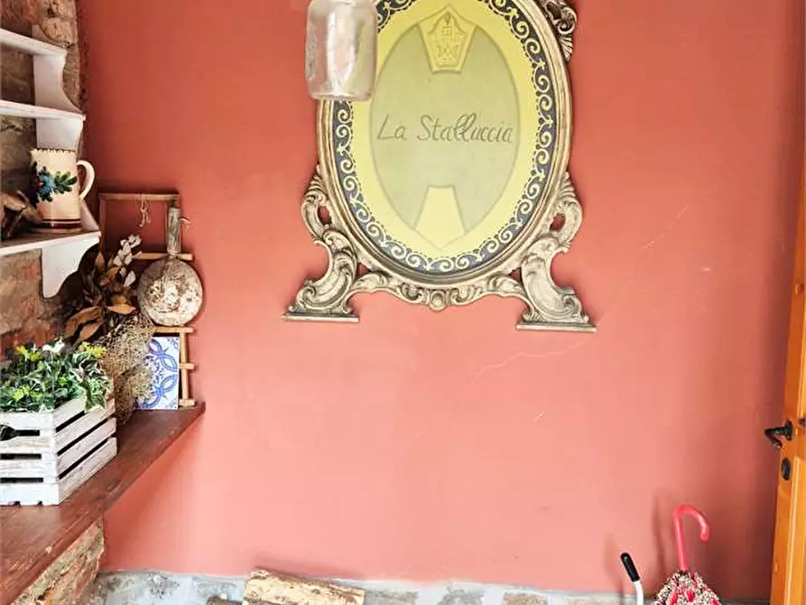 Immagine 5 di Casa indipendente in vendita  a Carmignano