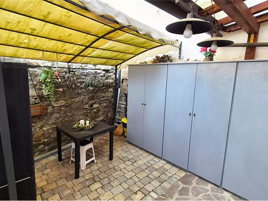 Immagine 26 di Casa indipendente in vendita  a Carmignano