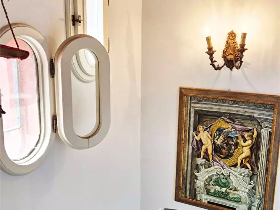 Immagine 38 di Casa indipendente in vendita  a Carmignano