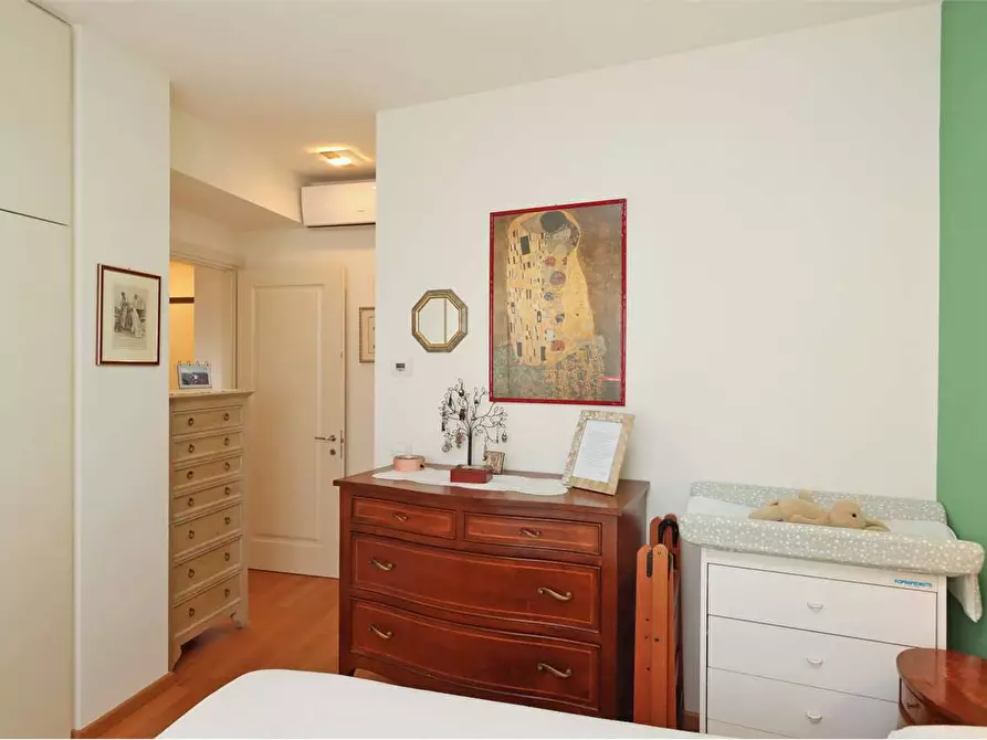 Immagine 31 di Attico in vendita  a Prato