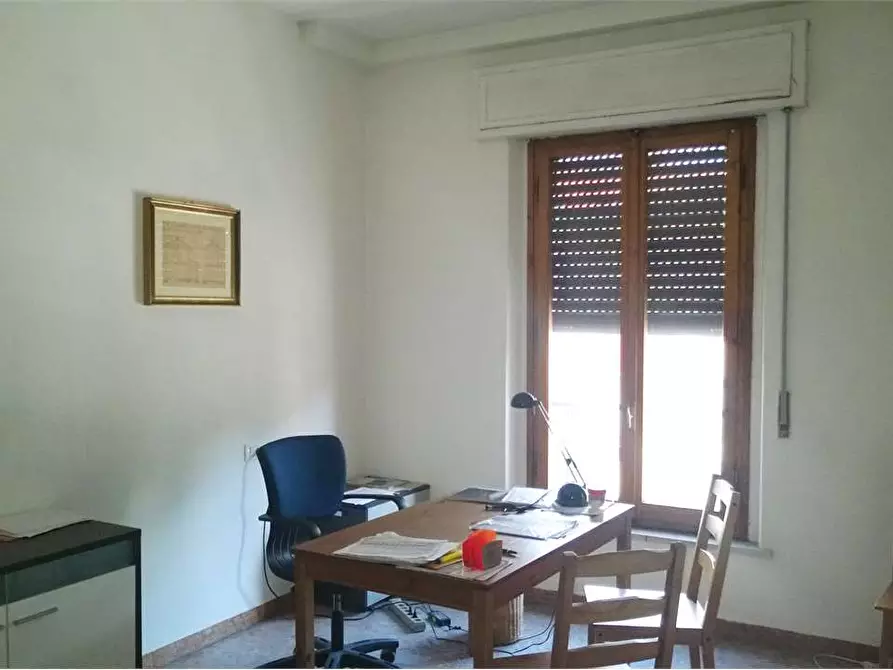 Immagine 7 di Quadrilocale in vendita  a Prato