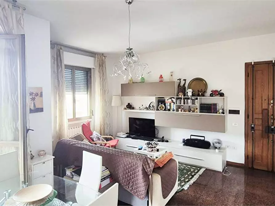 Immagine 2 di Quadrilocale in vendita  a Poggio A Caiano