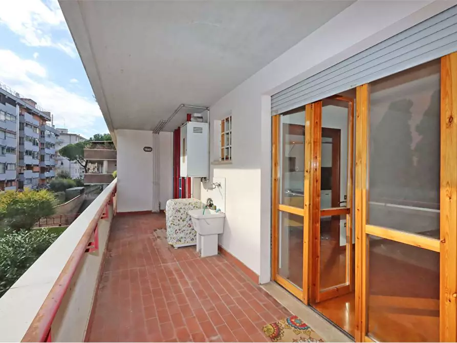 Immagine 6 di Quadrilocale in vendita  a Prato