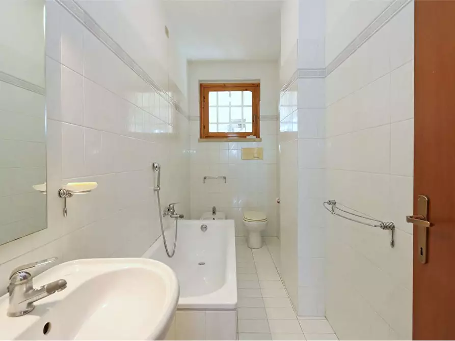 Immagine 25 di Quadrilocale in vendita  a Prato