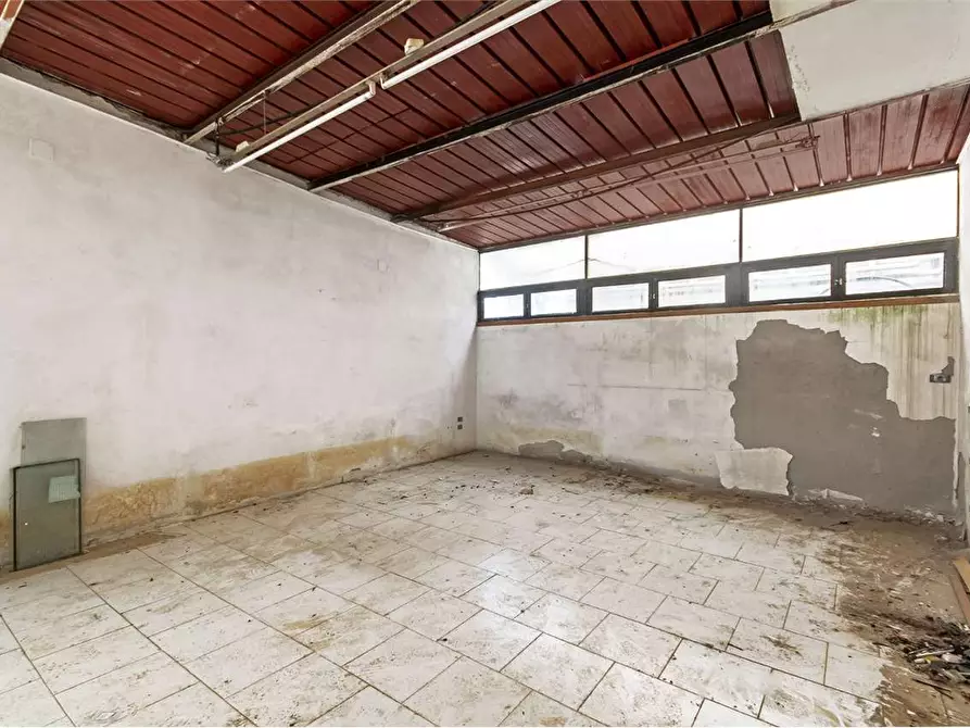 Immagine 25 di Appartamento in vendita  a Quarrata