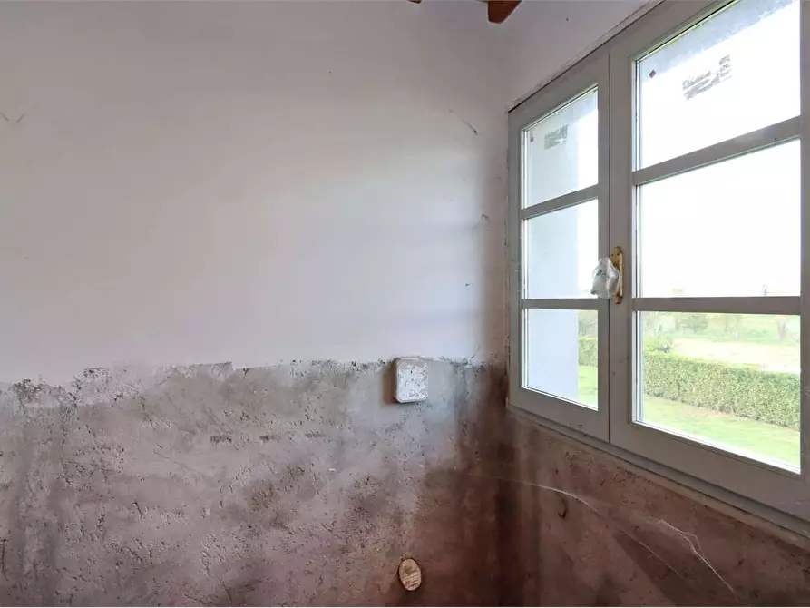 Immagine 31 di Rustico / casale in vendita  a Prato