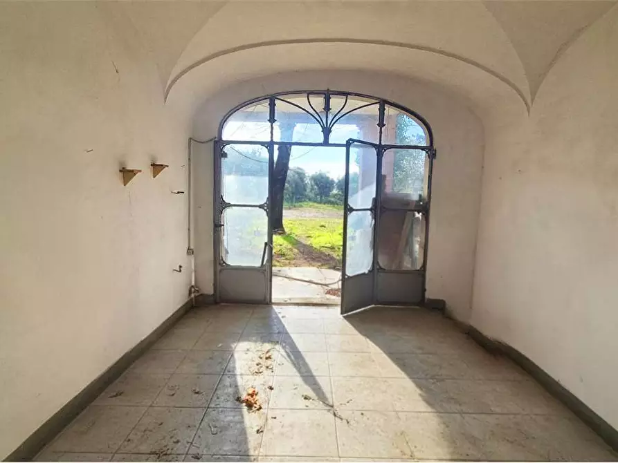 Immagine 2 di Porzione di villa in vendita  a Prato