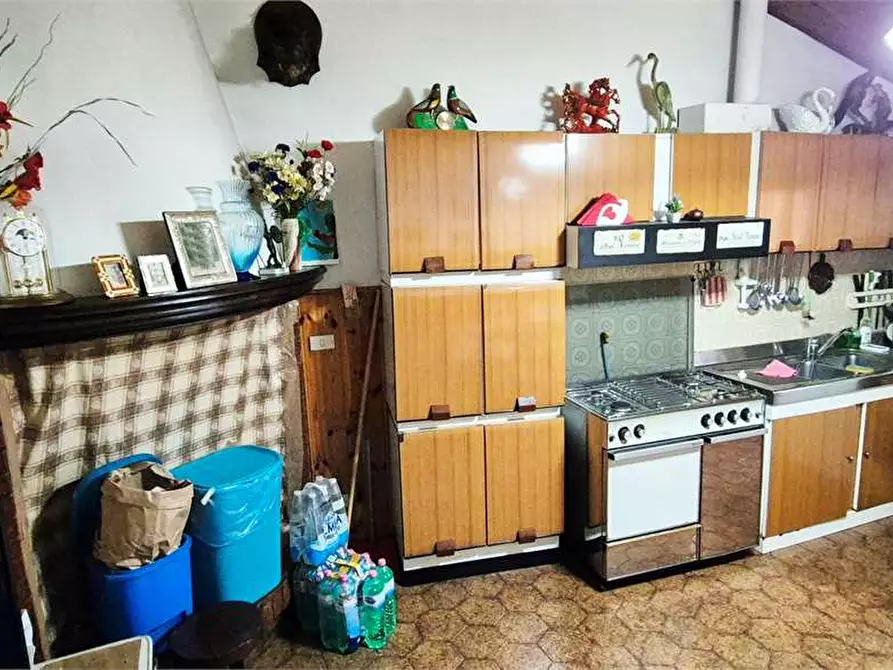 Immagine 17 di Appartamento in vendita  a Prato