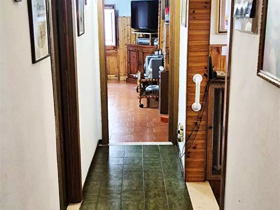 Immagine 8 di Appartamento in vendita  a Prato