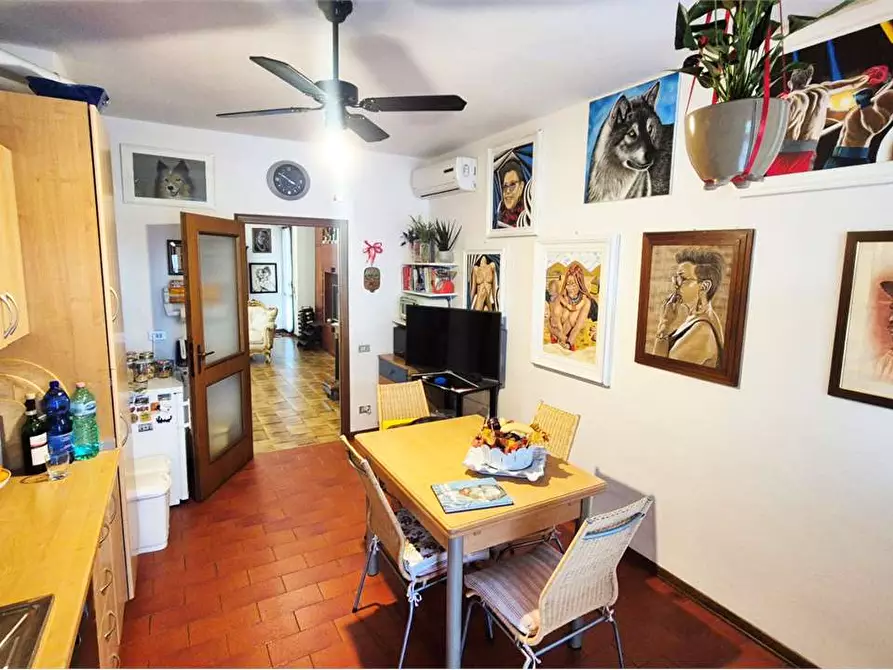 Immagine 17 di Quadrilocale in vendita  a Prato