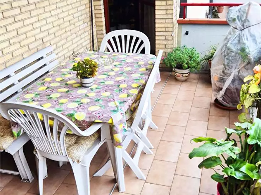 Immagine 21 di Quadrilocale in vendita  a Prato