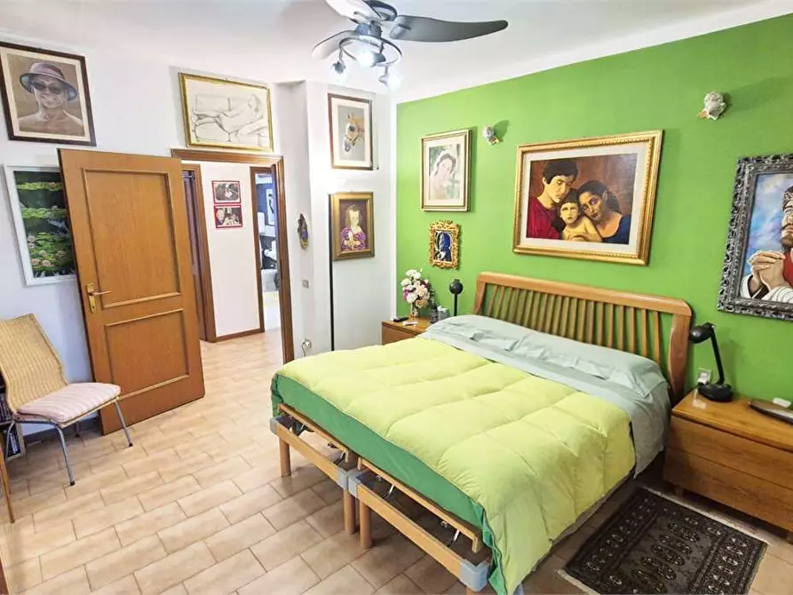 Immagine 7 di Quadrilocale in vendita  a Prato