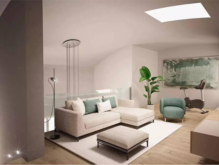 Immagine 2 di Maisonette in vendita  a Prato