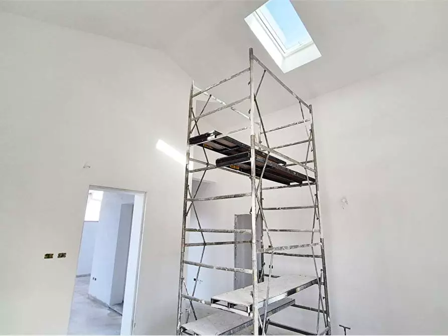 Immagine 10 di Attico in vendita  a Agliana