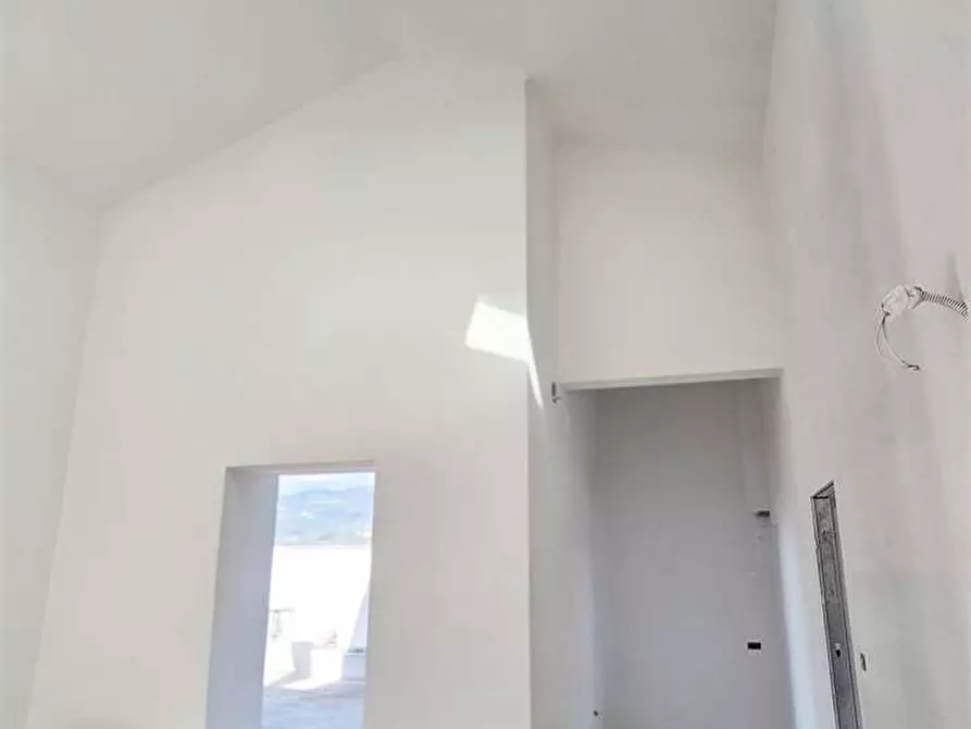 Immagine 9 di Attico in vendita  a Agliana