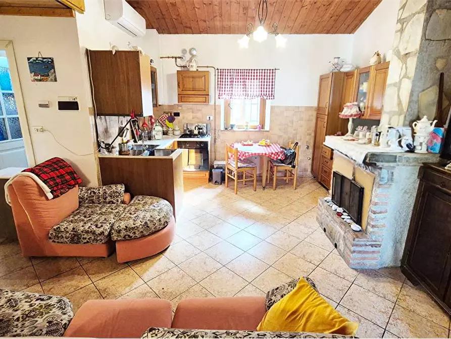 Immagine 28 di Casa indipendente in vendita  a Quarrata