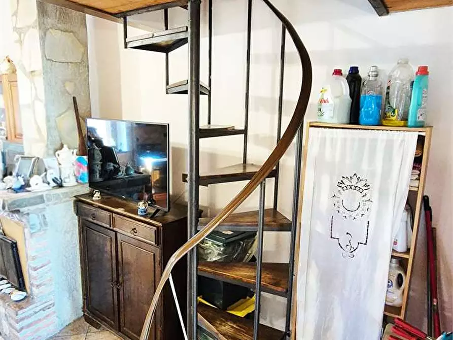 Immagine 12 di Casa indipendente in vendita  a Quarrata