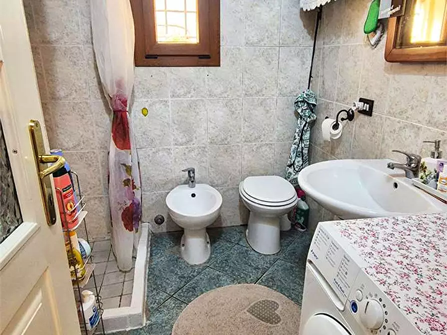 Immagine 14 di Casa indipendente in vendita  a Quarrata