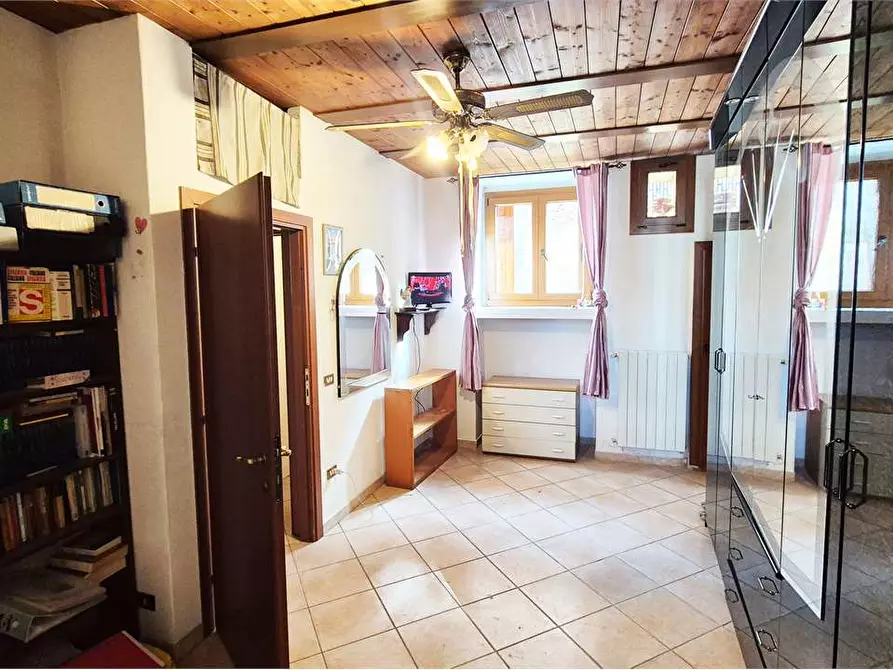 Immagine 16 di Casa indipendente in vendita  a Quarrata