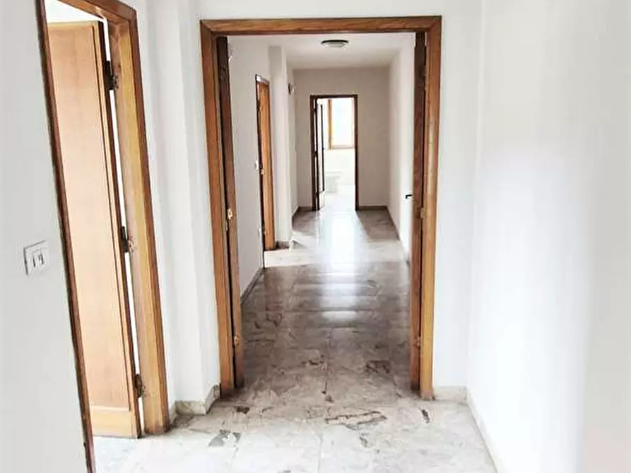 Immagine 4 di Quadrilocale in vendita  a Prato