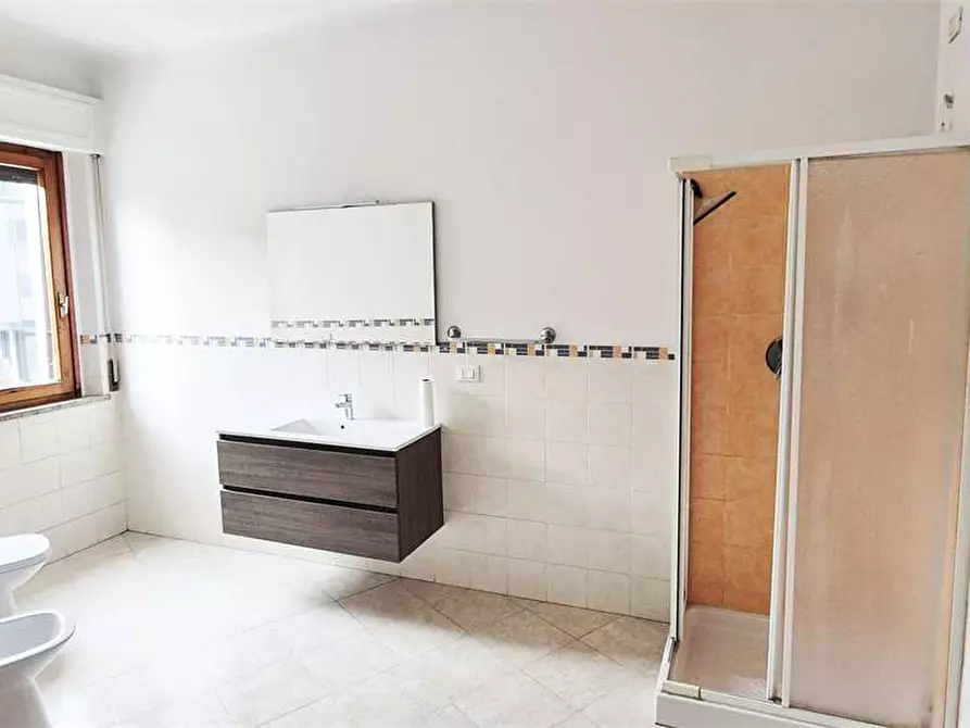 Immagine 9 di Quadrilocale in vendita  a Prato