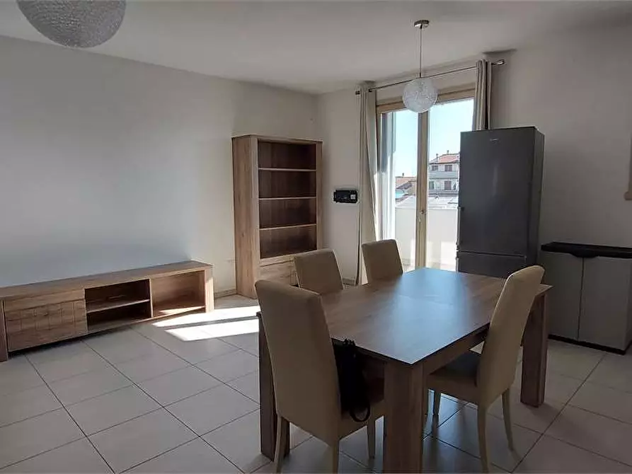 Immagine 5 di Trilocale in vendita  in Via pascoli a Prato