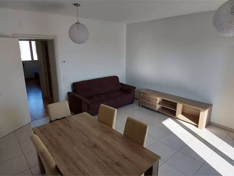 Immagine 10 di Trilocale in vendita  in Via pascoli a Prato