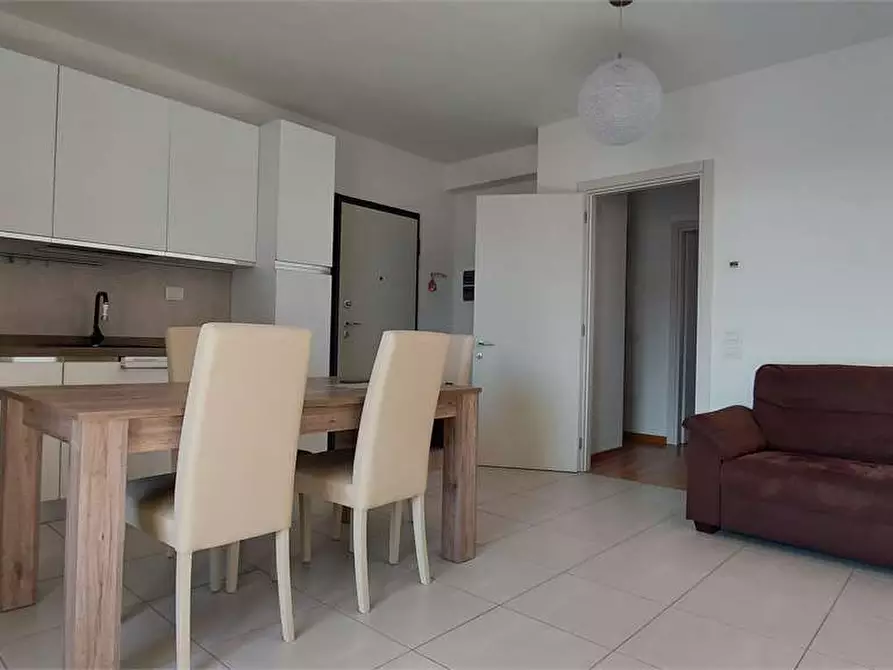 Immagine 1 di Trilocale in vendita  in Via pascoli a Prato