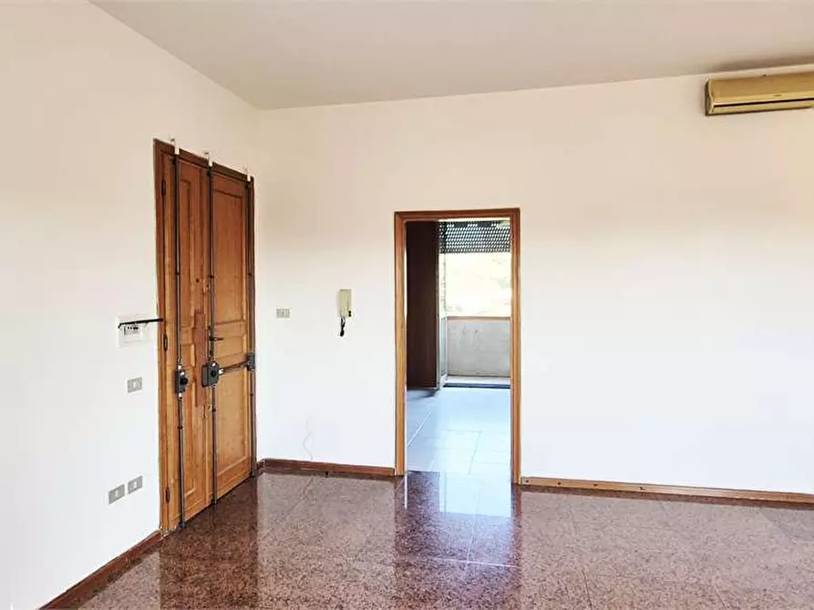 Immagine 7 di Quadrilocale in vendita  a Poggio A Caiano