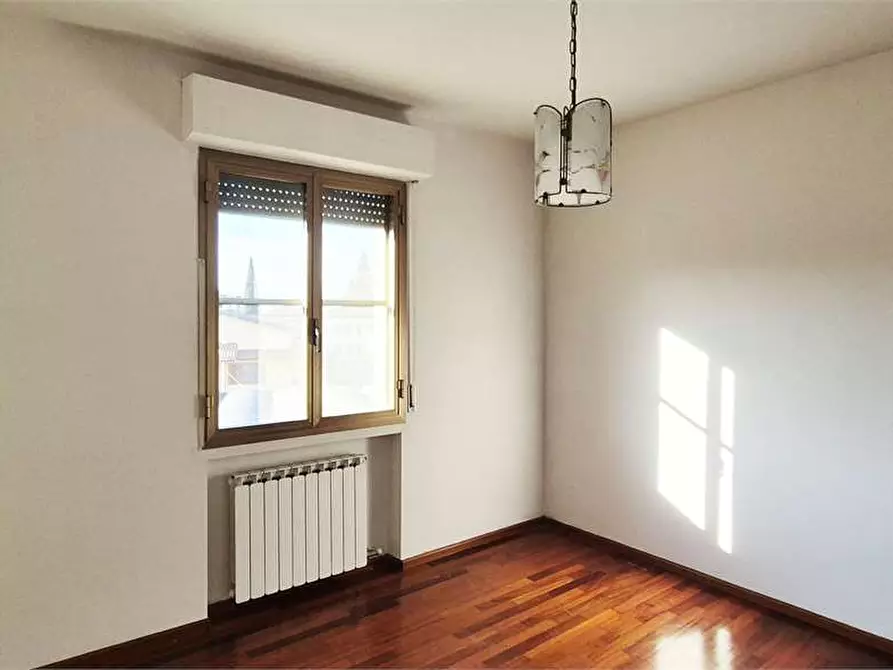 Immagine 9 di Quadrilocale in vendita  a Poggio A Caiano