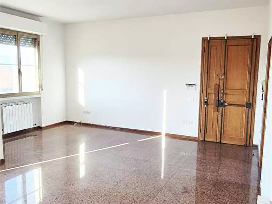 Immagine 12 di Quadrilocale in vendita  a Poggio A Caiano