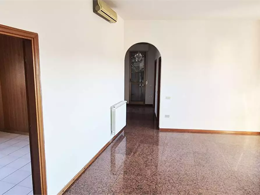 Immagine 5 di Quadrilocale in vendita  a Poggio A Caiano