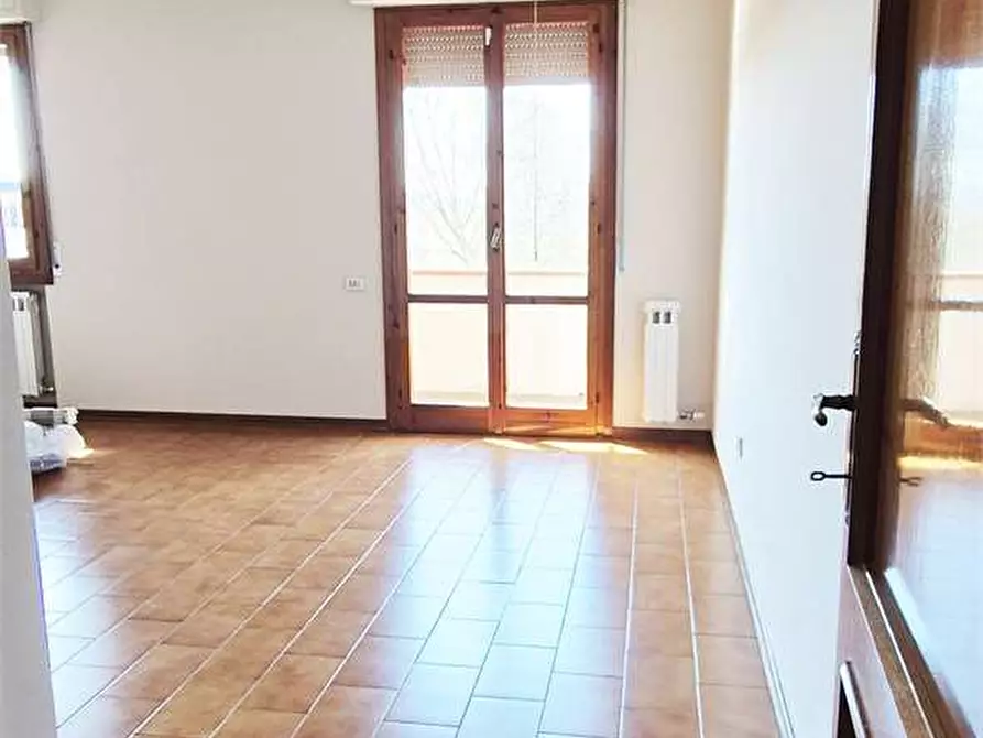 Immagine 18 di Quadrilocale in vendita  a Prato