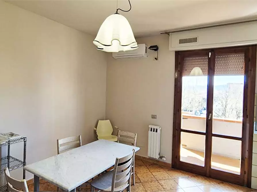 Immagine 20 di Quadrilocale in vendita  a Prato