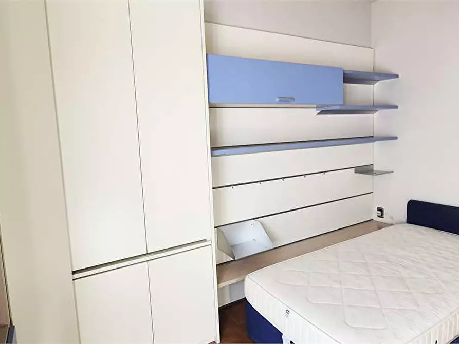 Immagine 34 di Quadrilocale in vendita  a Prato