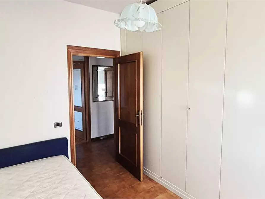 Immagine 11 di Quadrilocale in vendita  a Prato