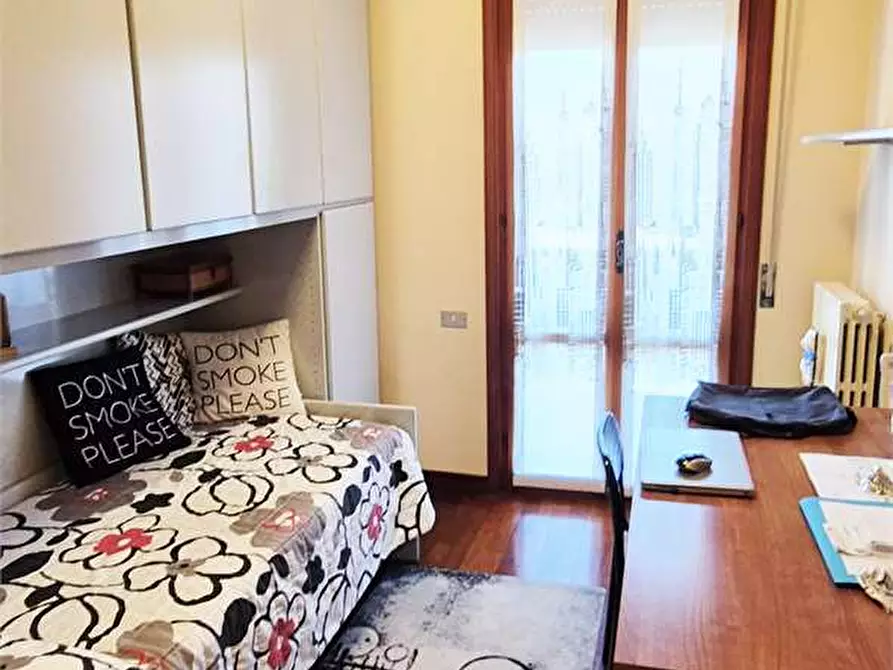 Immagine 21 di Villetta a schiera in vendita  a Prato