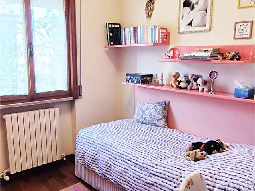 Immagine 19 di Villetta a schiera in vendita  a Prato