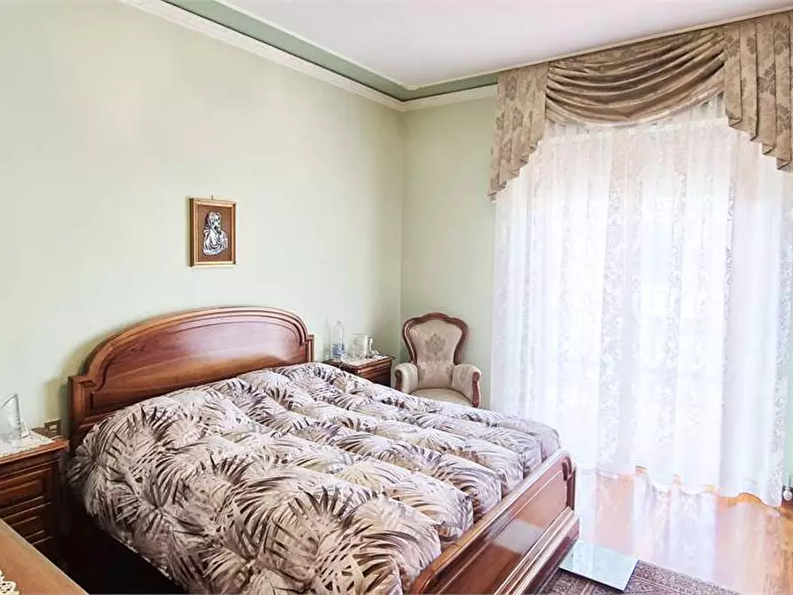 Immagine 16 di Villetta a schiera in vendita  a Prato