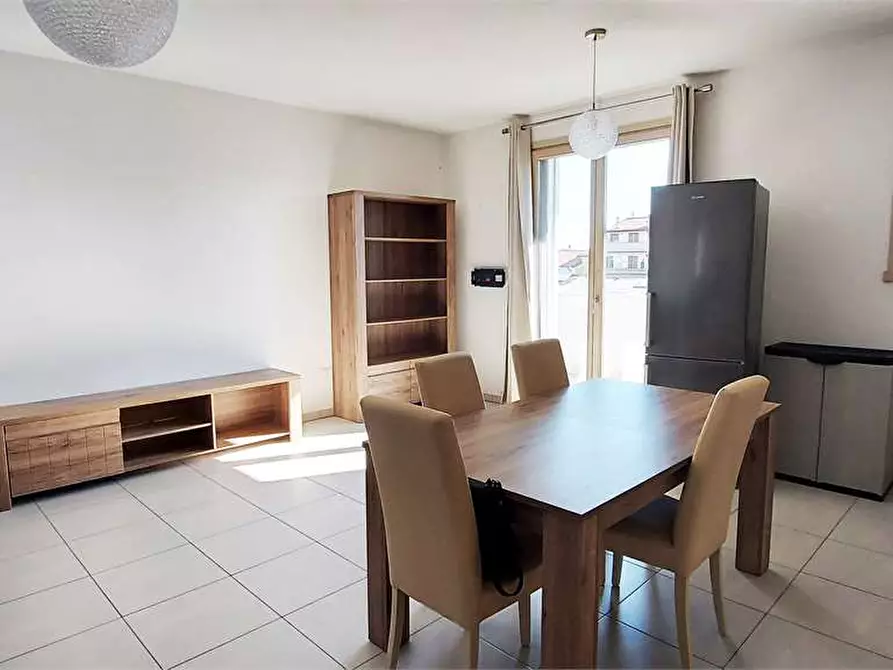 Immagine 14 di Trilocale in vendita  in Via pascoli a Prato