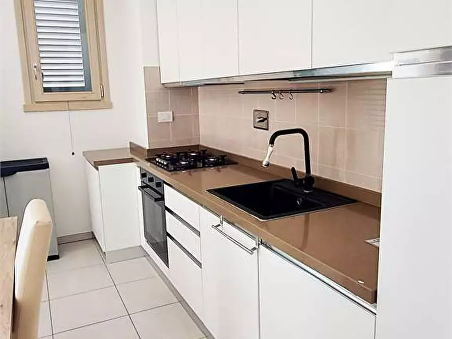 Immagine 24 di Trilocale in vendita  in Via pascoli a Prato