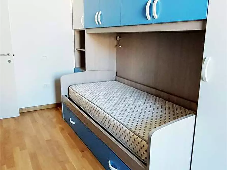 Immagine 37 di Trilocale in vendita  in Via pascoli a Prato